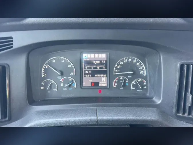 2023 Freightliner Cascadia 126