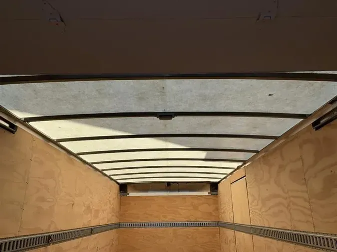 2021 PETERBILT 337