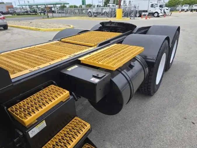 2022 Capacity TJ650027234f5796f99fd444def0c42388eb00