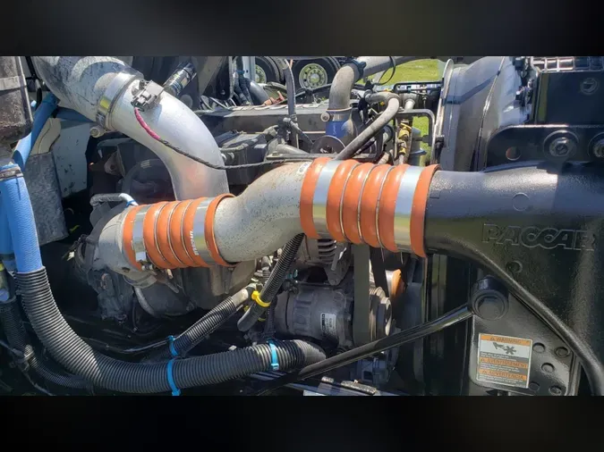 2020 Peterbilt 337