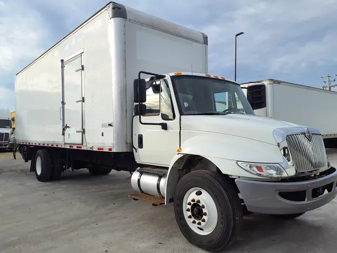 2018 NAVISTAR INTERNATIONAL 4300