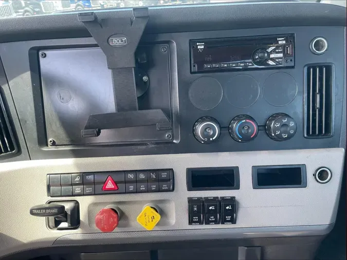 2021 Freightliner Cascadia272d7d745ea69ffcca4f233659325a2c