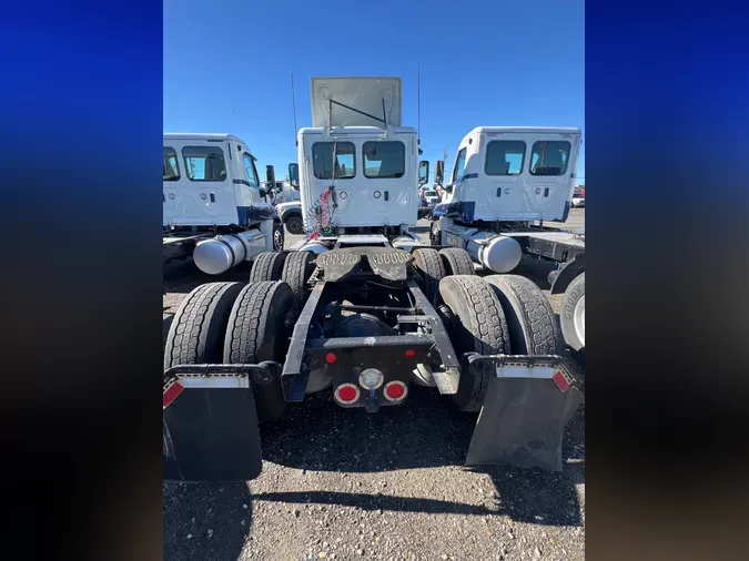 2018 FREIGHTLINER/MERCEDES CASCADIA 125