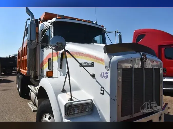 2004 KENWORTH T800