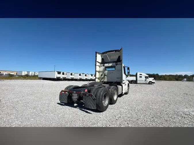 2019 Volvo VNL300