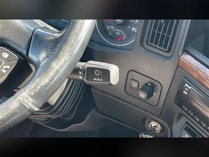 2020 INTERNATIONAL LT625