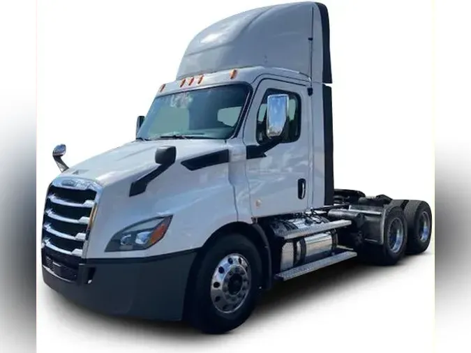 2020 Freightliner Cascadia273d7ac2048b5178822507379842a712