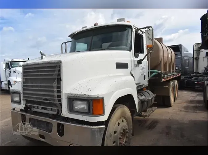 2008 MACK PINNACLE CHU613