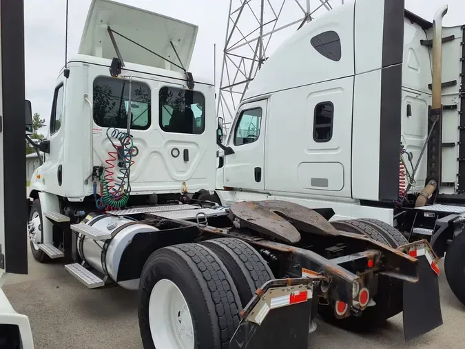 2019 FREIGHTLINER CASCADIA 113273fe2e2e9eb4f188f7947e4c2533ee5