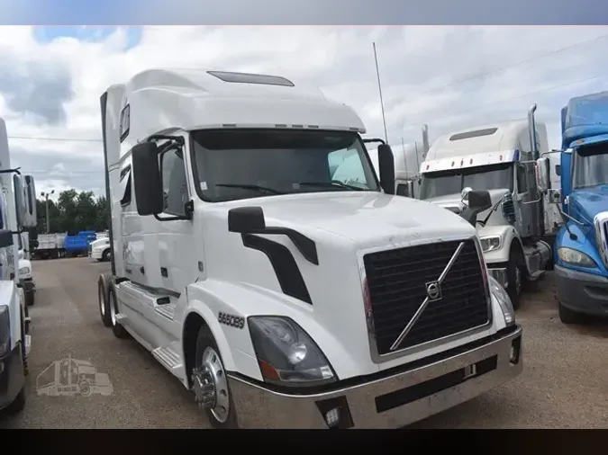 2016 VOLVO VNL64T780
