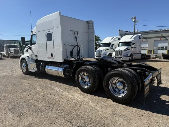 2022 Peterbilt 579
