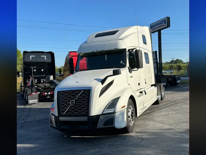 2022 VOLVO VNL64T860