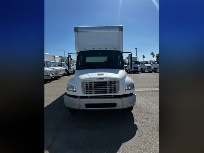 2018 FREIGHTLINER M2 106