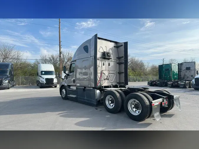 2021 Freightliner Cascadia