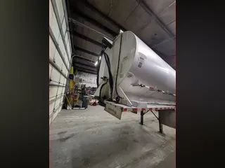 2016 LEDWELL BODY CO 40' TANKER