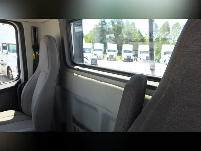 2019 Volvo VNL30027531d85b6553ebf16abb5cac0b7f49f