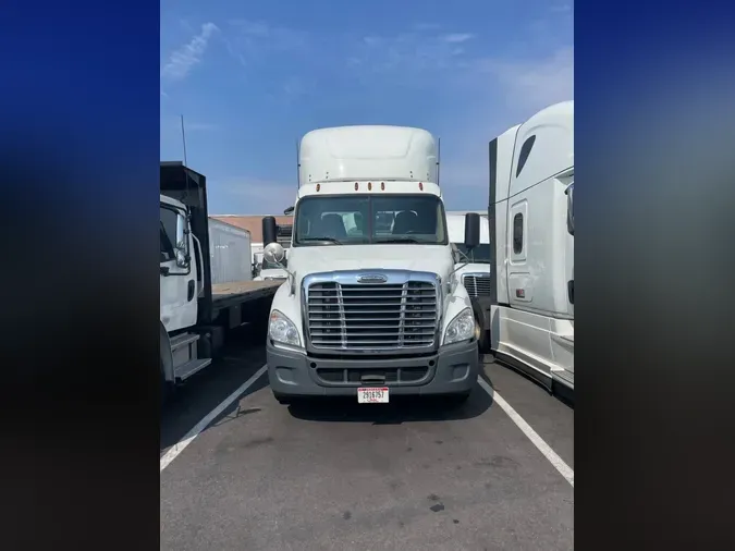 2020 FREIGHTLINER/MERCEDES CASCADIA 113