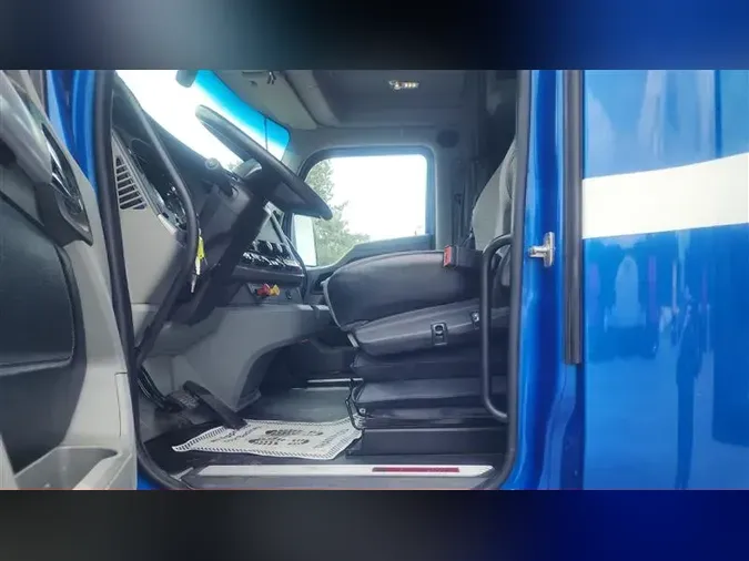 2021 KENWORTH T680