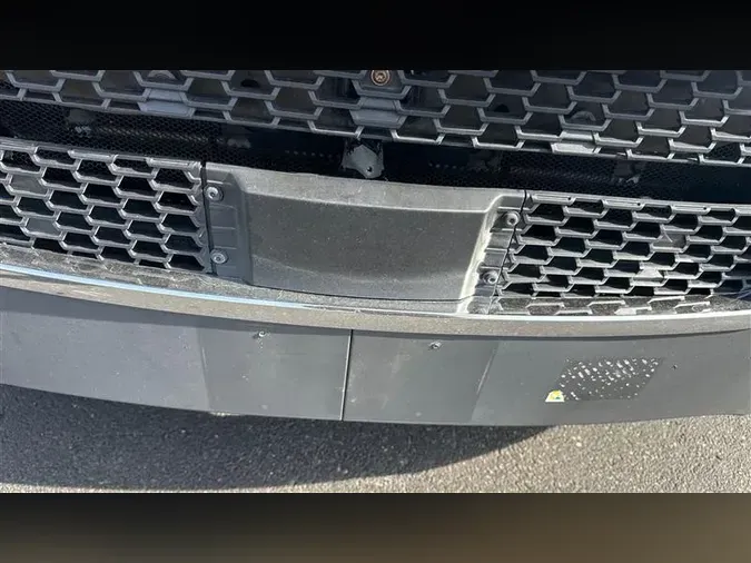 2020 FREIGHTLINER CA126