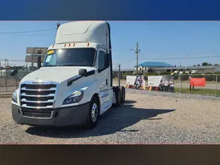 2019 FREIGHTLINER/MERCEDES NEW CASCADIA PX12664