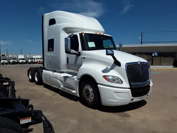 2020 NAVISTAR INTERNATIONAL LT625 SLPR CAB