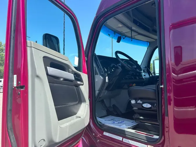 2022 Kenworth T680