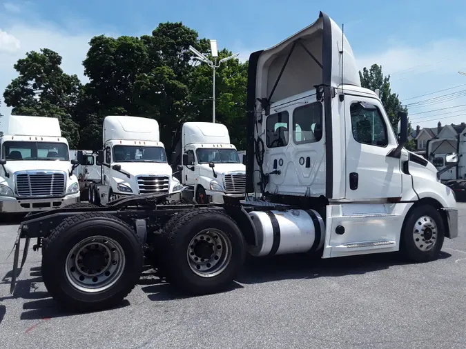 2020 FREIGHTLINER/MERCEDES NEW CASCADIA PX12664