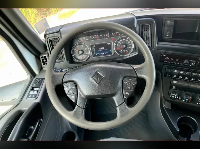 2019 INT LT625 6x4