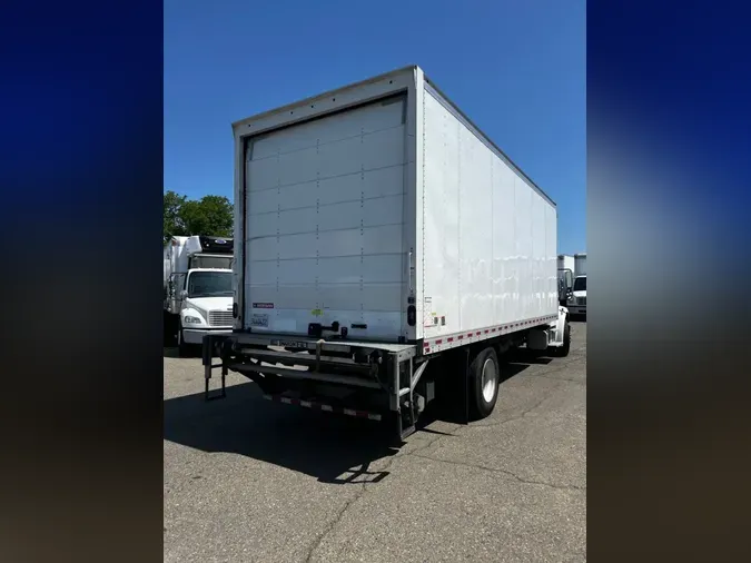 2021 FREIGHTLINER/MERCEDES M2 106