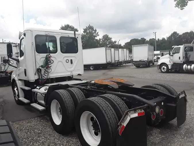 2019 FREIGHTLINER NEW CASCADIA PX12664