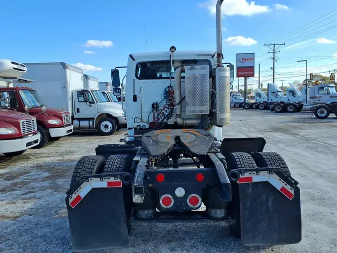 2017 FREIGHTLINER/MERCEDES M2 106