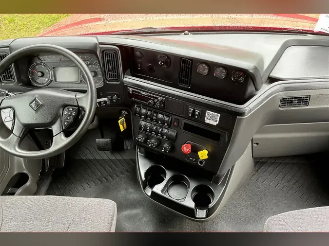 2021 INT LT625 6x4