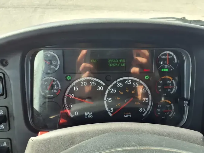 2016 FREIGHTLINER/MERCEDES M2 106