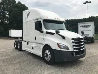 2018 FREIGHTLINER T12664ST