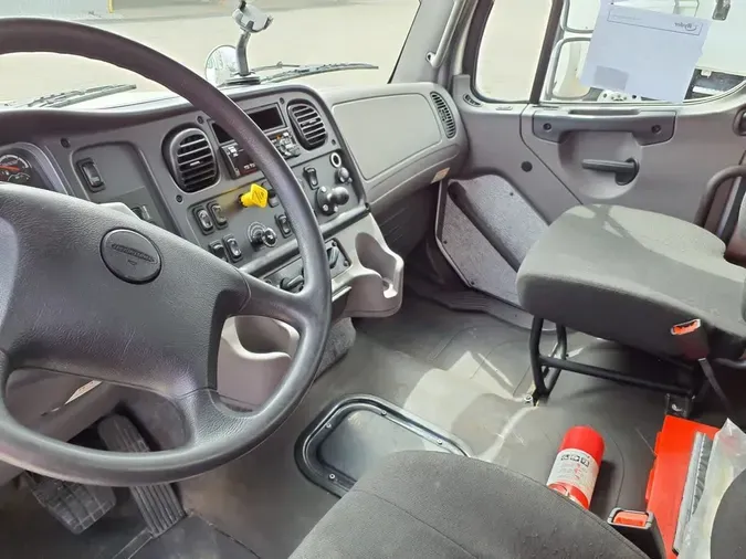 2020 FREIGHTLINER M2 112