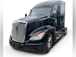 2023 Kenworth T680