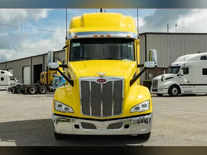 2022 PETERBILT 579