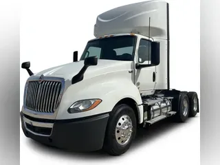 2020 International LT625
