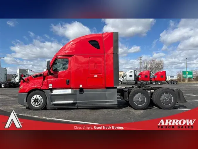 2023 FREIGHTLINER CA126