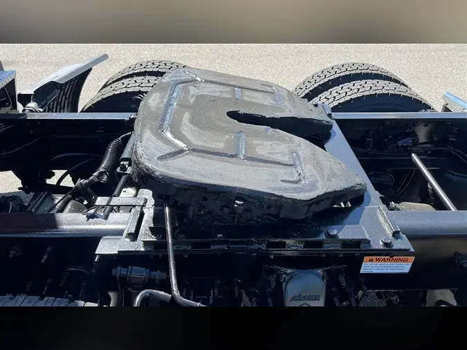 2021 FREIGHTLINER CA126