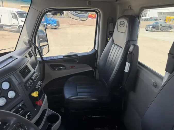 2024 Peterbilt 567