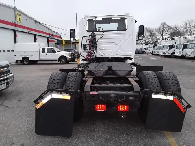 2019 NAVISTAR INTERNATIONAL RH613 DAYCAB S/A
