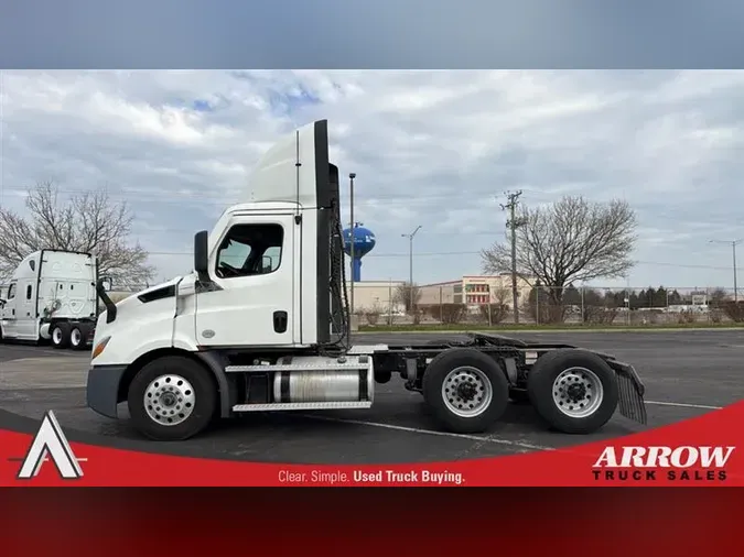 2021 FREIGHTLINER PE116