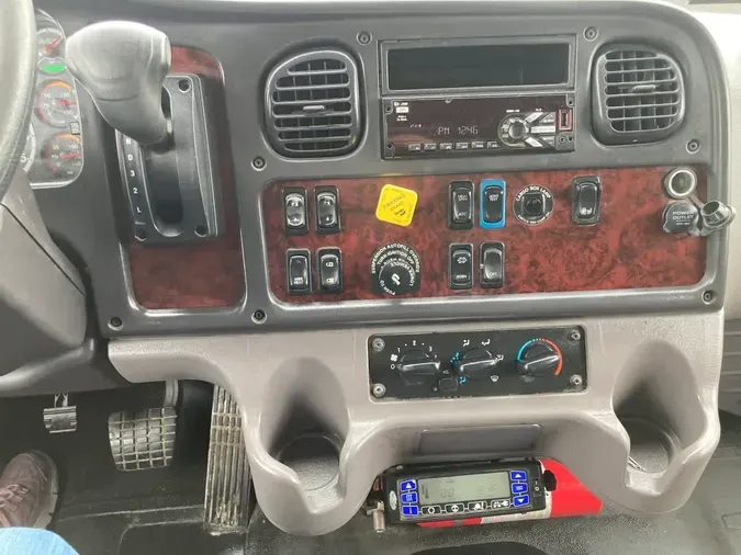 2020 FREIGHTLINER/MERCEDES M2 106278edb65b753b4e364bccd865ae3bc12