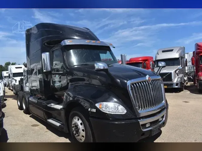 2022 INTERNATIONAL LT