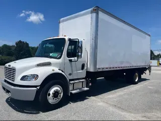 2018 FREIGHTLINER M2 106