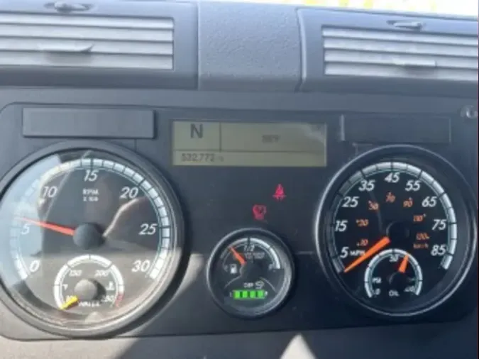 2019 FREIGHTLINER/MERCEDES CASCADIA 125