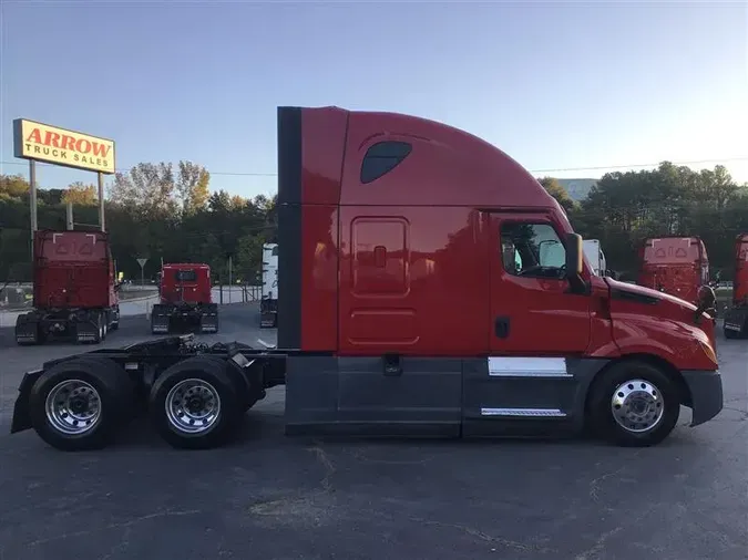 2020 FREIGHTLINER CASCADIA