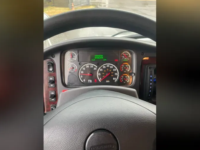 2020 FREIGHTLINER/MERCEDES M2 106
