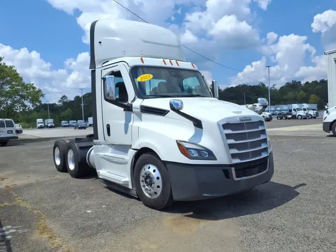 2023 FREIGHTLINER/MERCEDES NEW CASCADIA PX12664279cf95b0dd84d186ed2623a3498b936